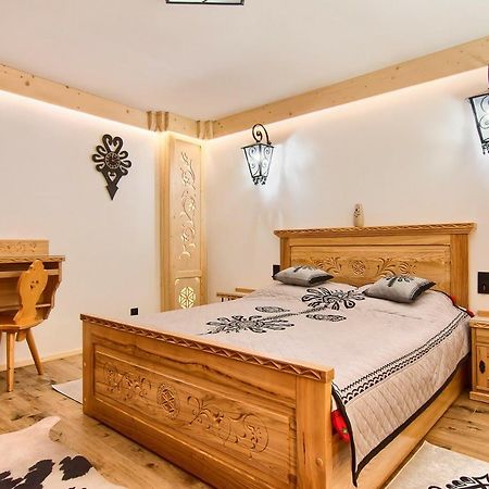 Apartament Zakopane Utrzymany W Stylu Goralskiej Chaty المظهر الخارجي الصورة